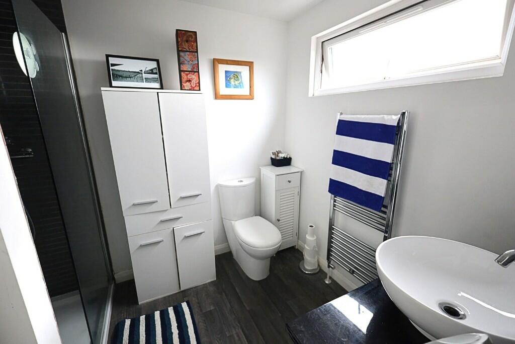 Bed1 En Suite