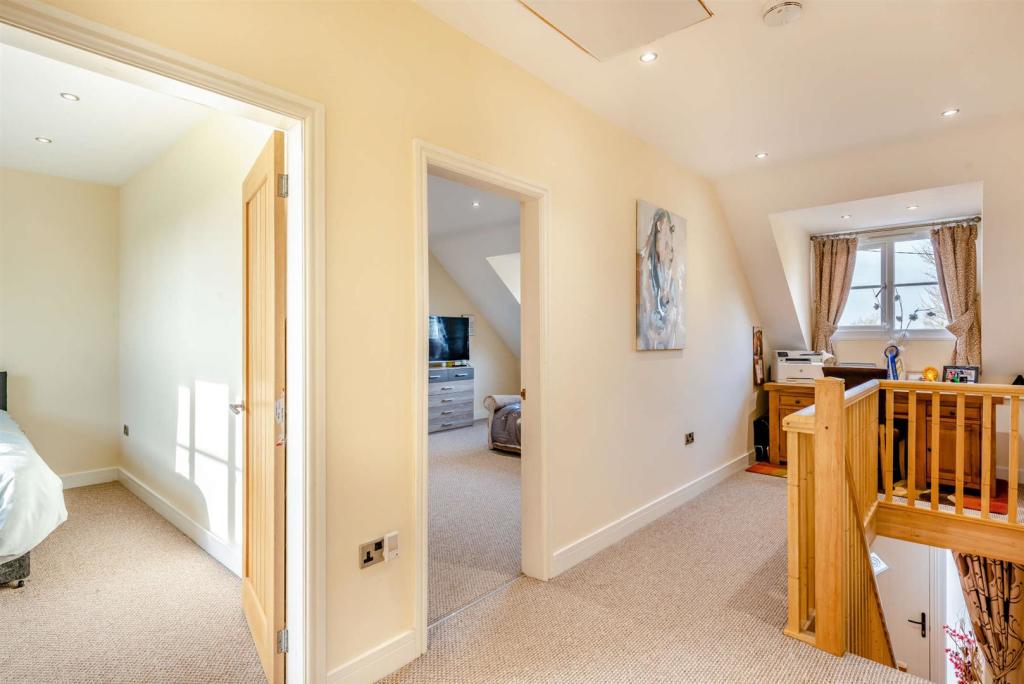 8539368-interior14-800.jpg