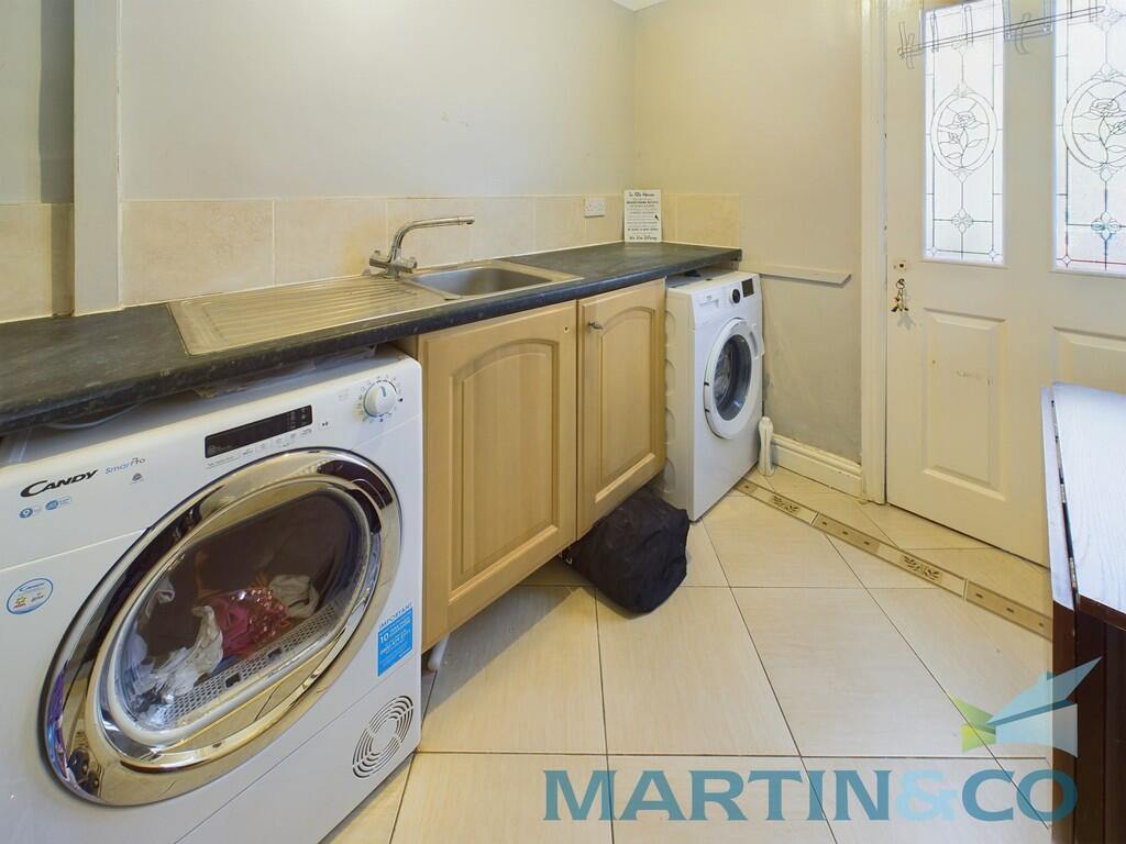 CAM01870G0-PR0147...