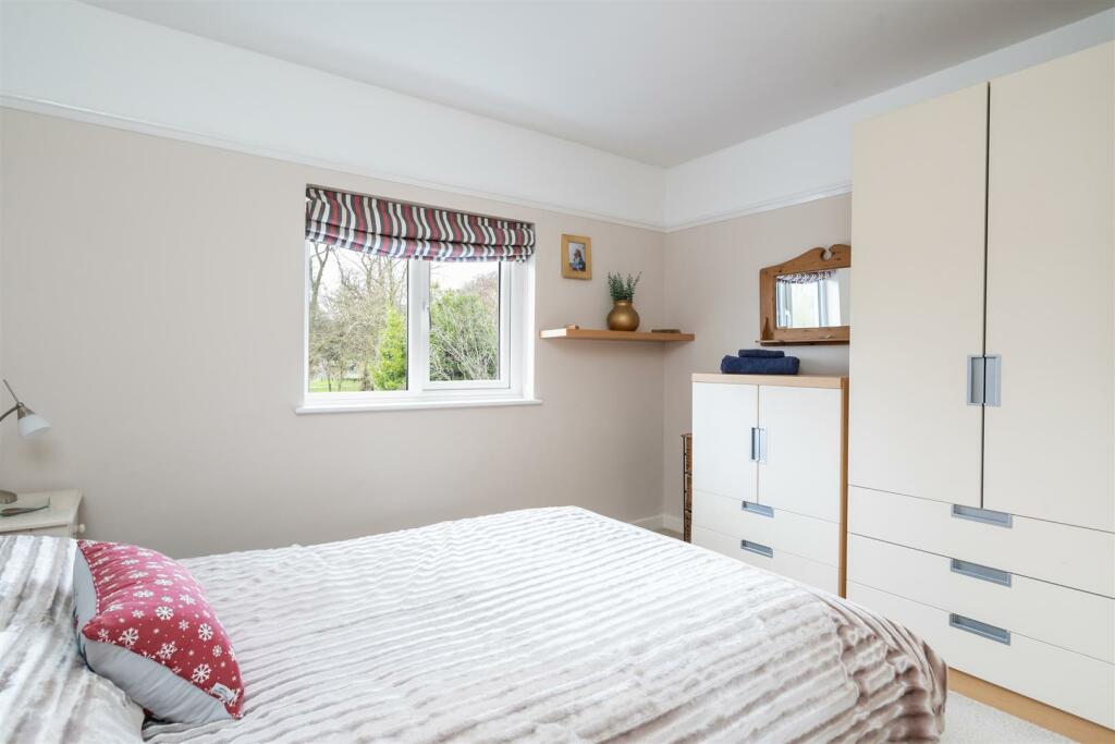 35 Park Avenue, Solihull_13.jpg