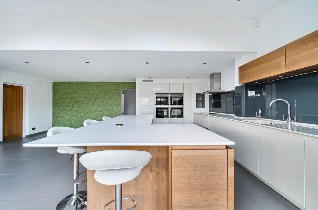 1394157-5-6945660...