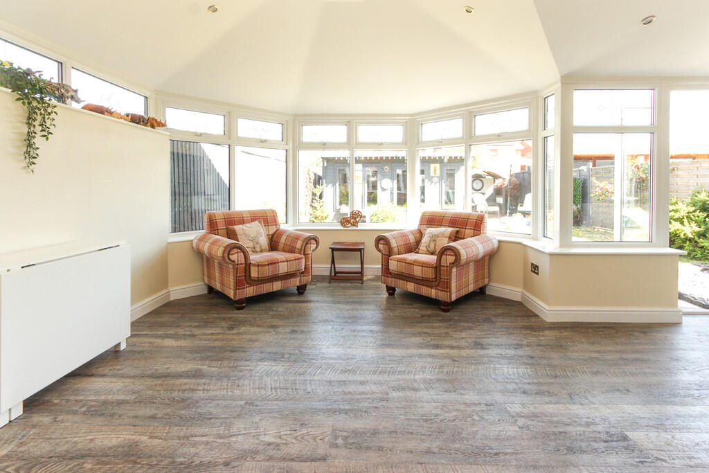 Conservatory/Fami...