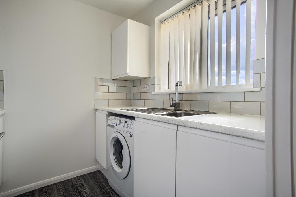 Separate kitchen
