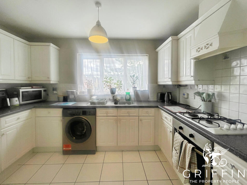 e7131811qwrfewgrhthjj