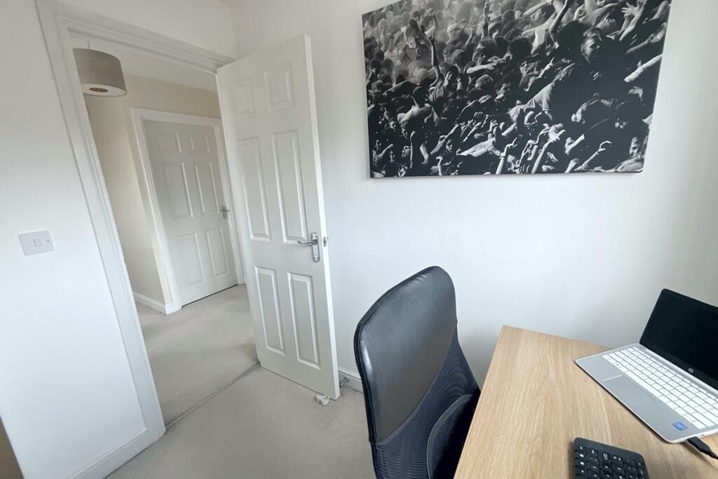 office/bedroom 
