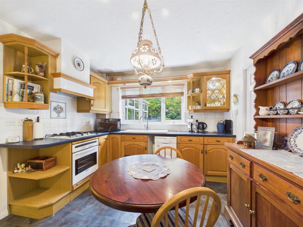 Kitchen 2