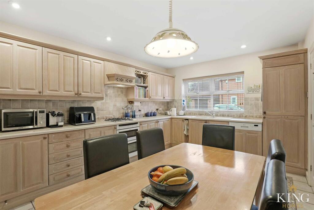 King Homes-11.jpg