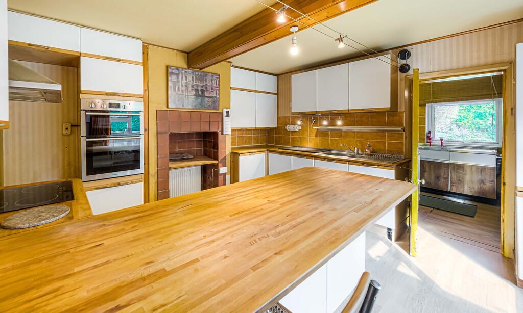 Riverside House  ...