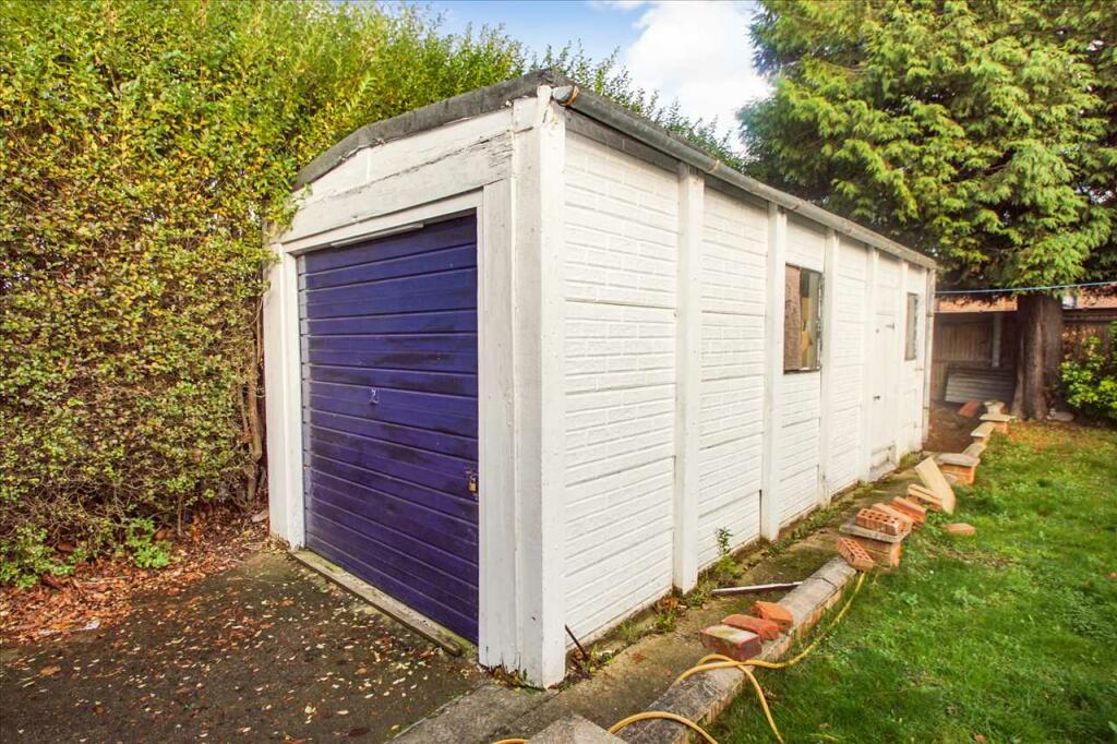 Garage &amp; Parking