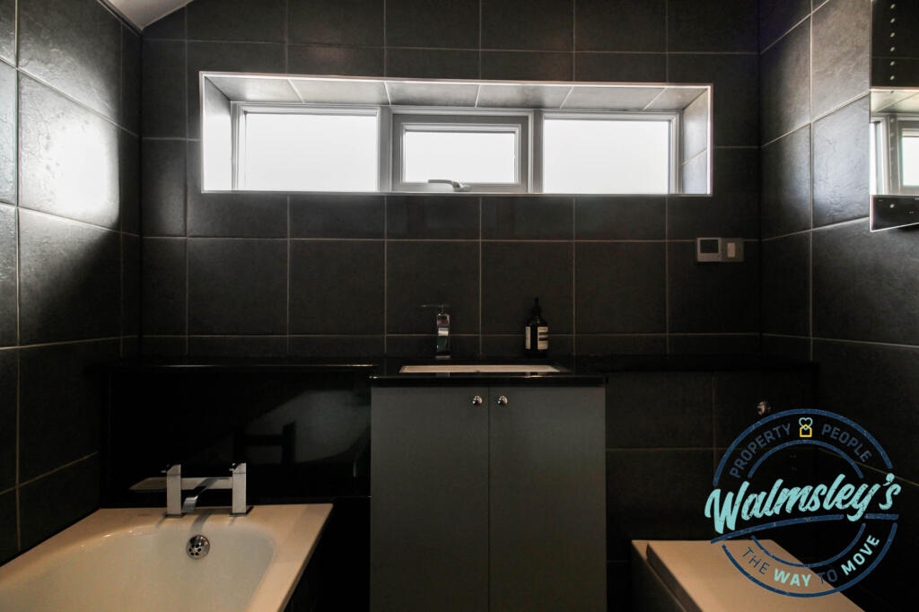Storage in bathroom