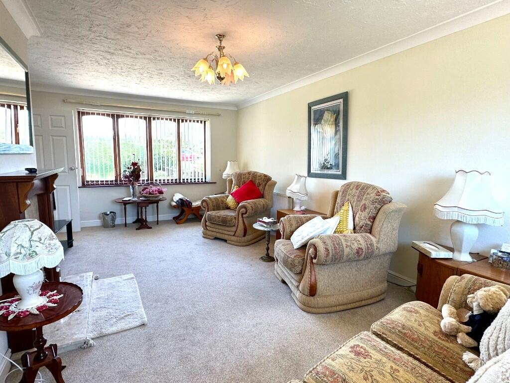 Spacious Lounge