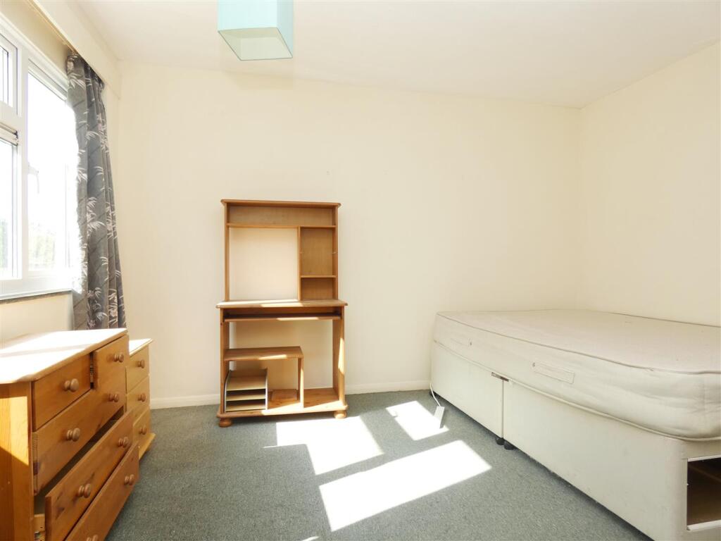 general 14645834_448