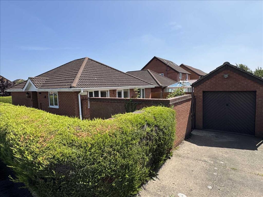 DETACHED BRICK