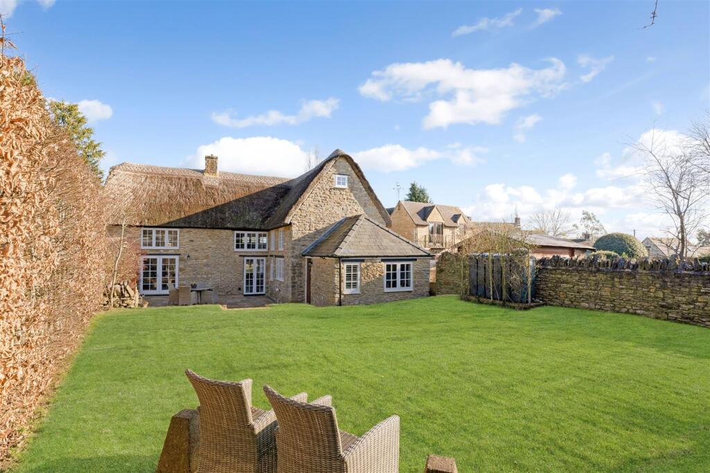 sketch_Ph6_5701099 (2).jpg