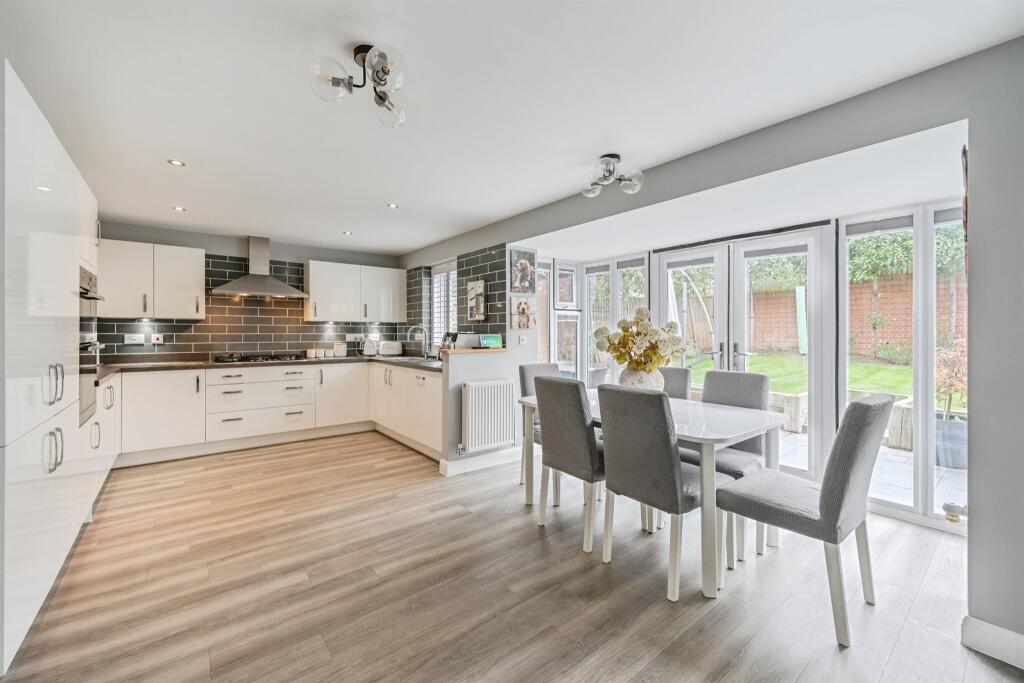 Kitchen Diner