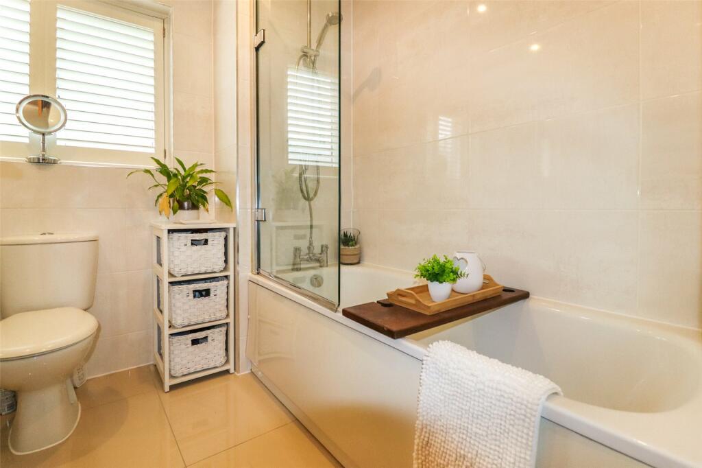 Main Bathroom