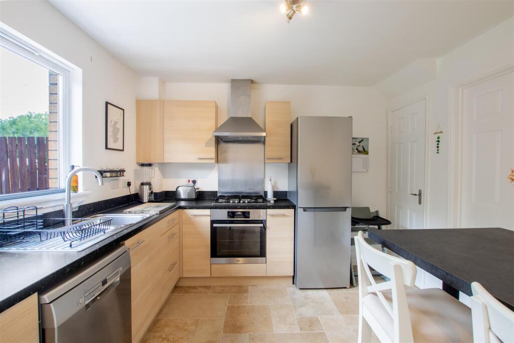 kitchen-1.jpg