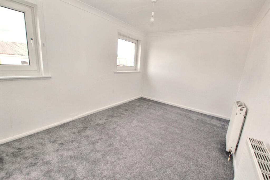 9 - Bedroom One.jpg