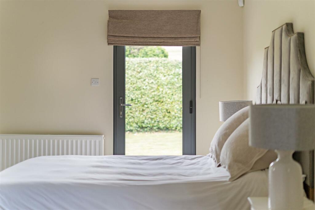 19, Roedean Crescent 320828  (89).jpg