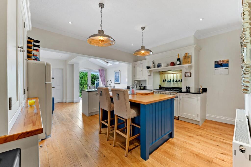 111 HEYES LANE-30.jpg