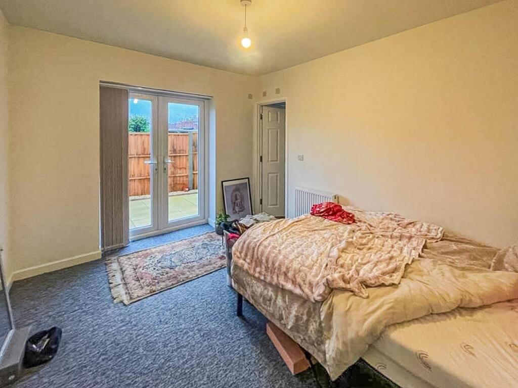 Bedroom.jpg
