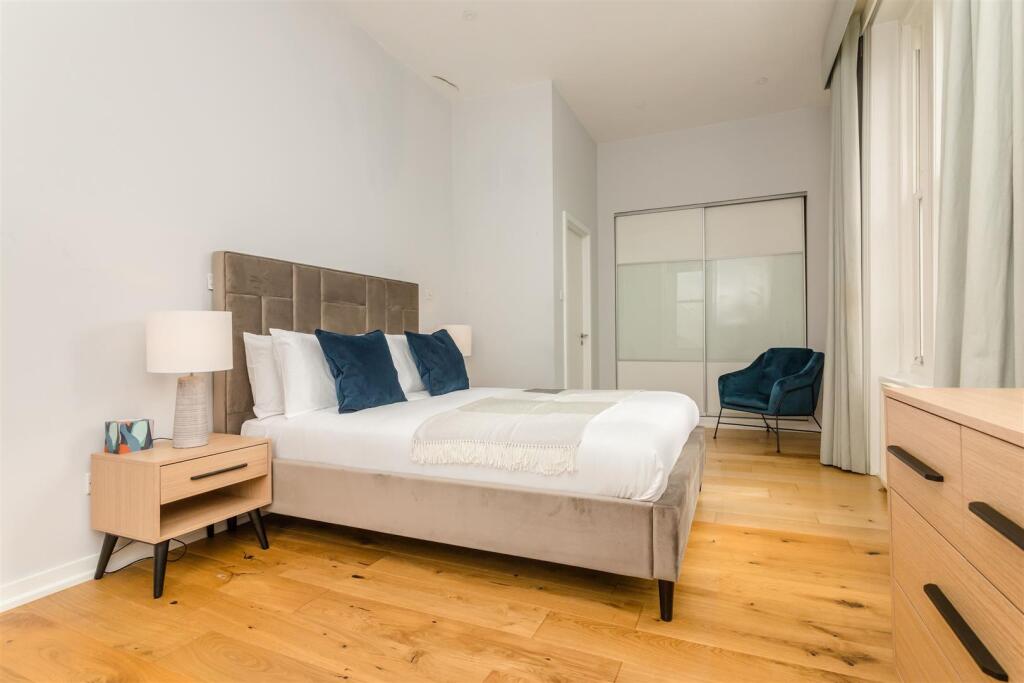 1, 142 Western Rd new2.jpg