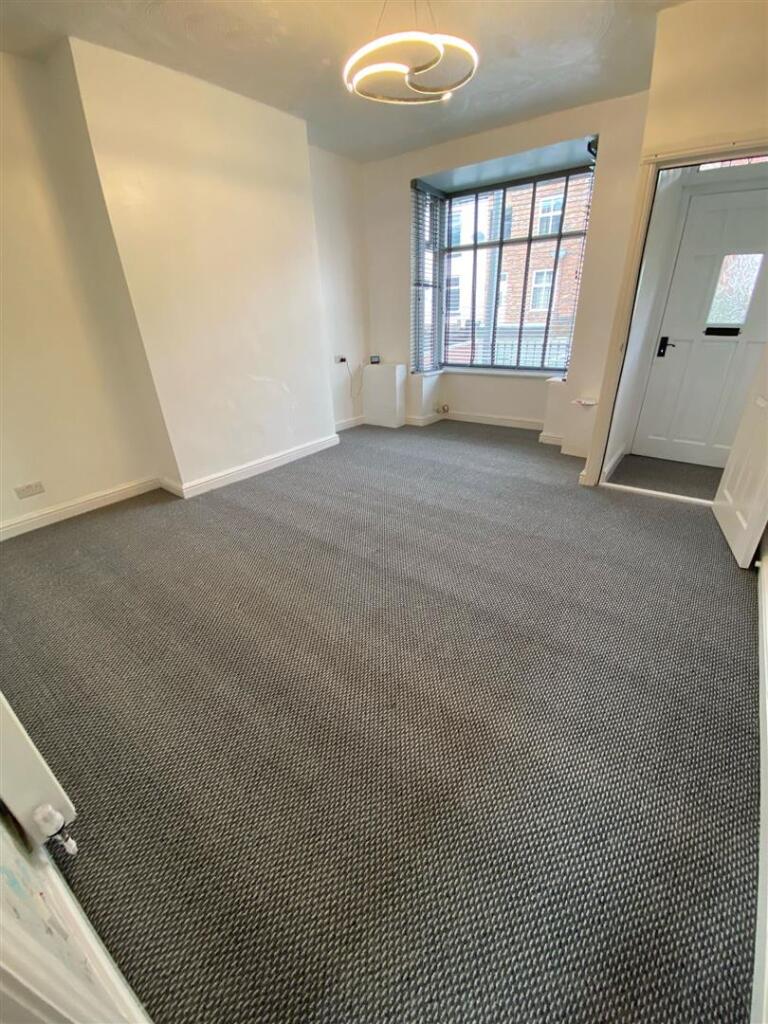 WhatsApp Image 2025-03-11 at 15.20.26_86c0a2f9.jpg