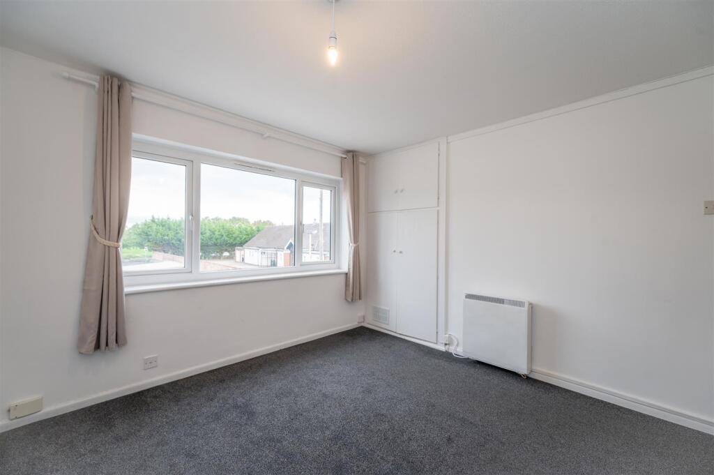 Flat 5 128 Elm Grove 25 8.jpg