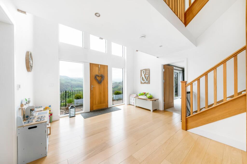 GRAND ENTRANCE HALL