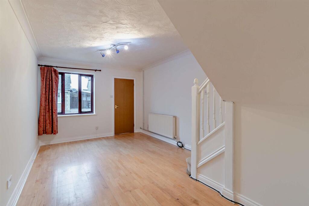 8635569-interior18-800.jpg