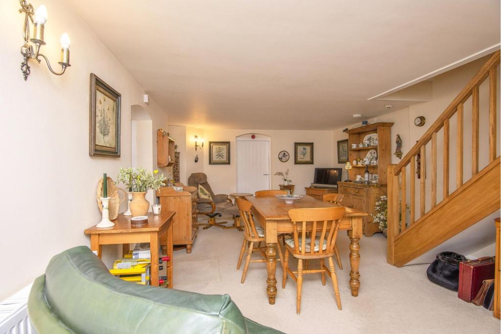 Living / Dining Room