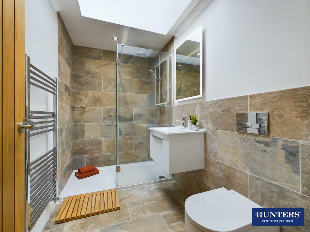 Bedroom Two En-Suite