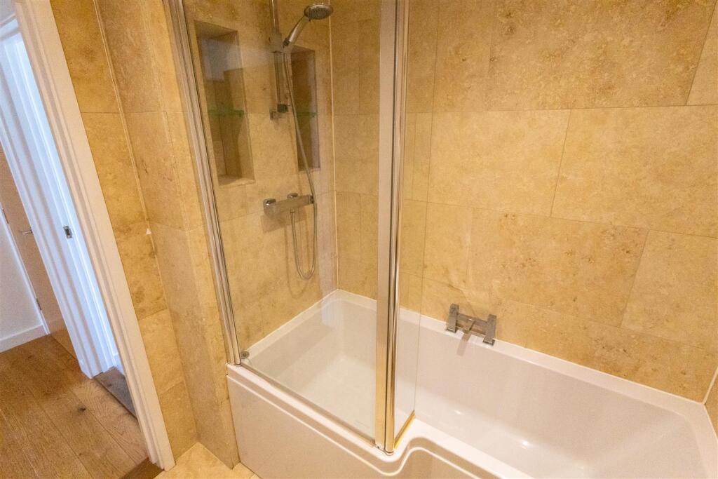 Burnt House Lane-13.jpg