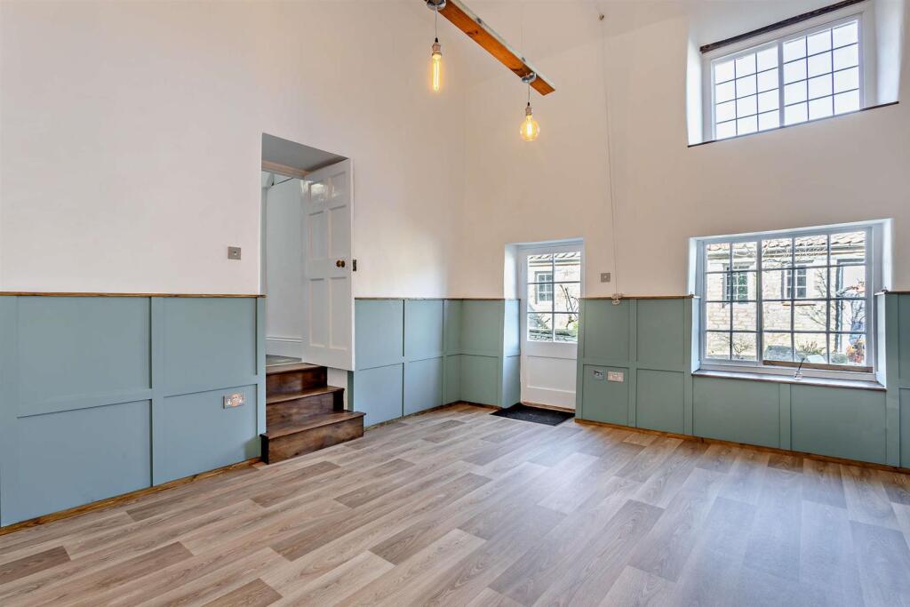 8638860-interior51-800.jpg