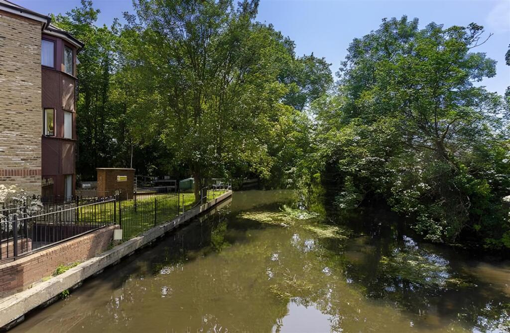 Riverside House Development