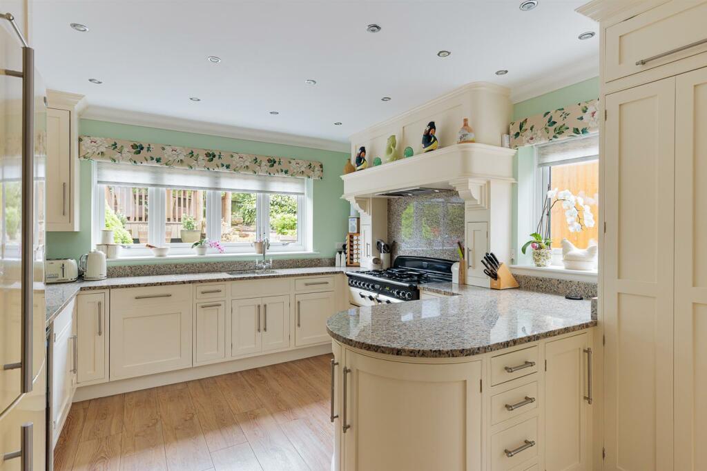 Kitchen/Breakfast