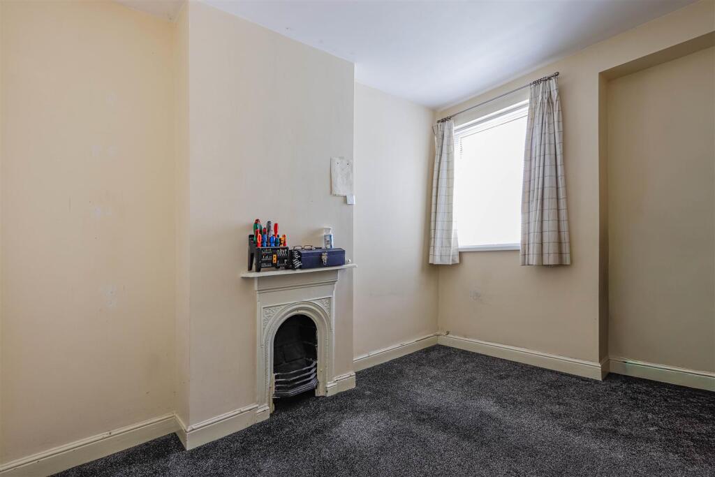 Castleland St_-11.jpg