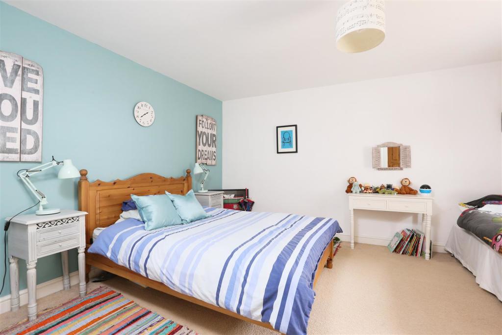 Oak Tree Mews 28.jpg