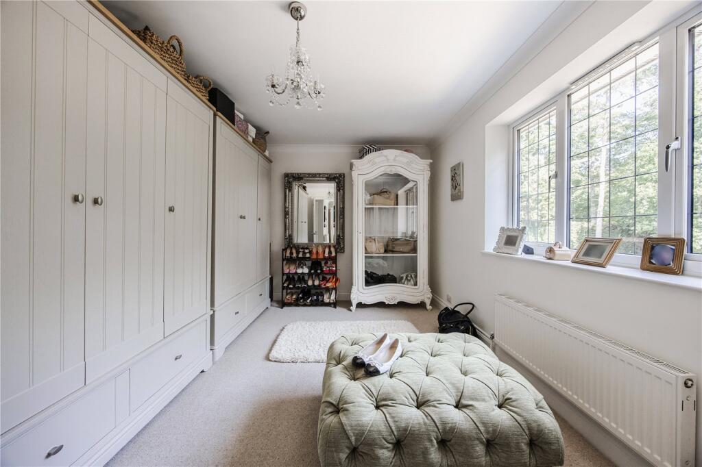 Bed/Dressing Room