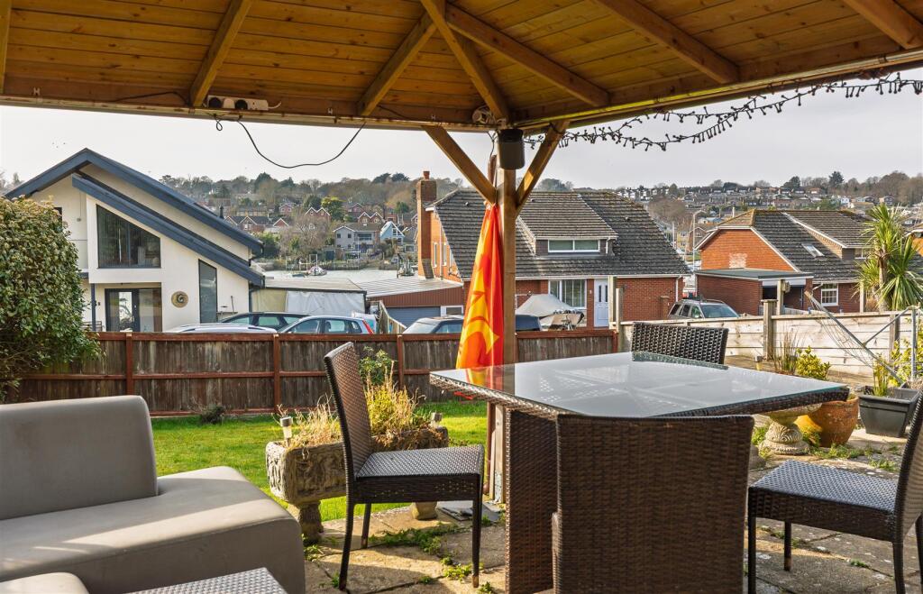 Patio 1-1