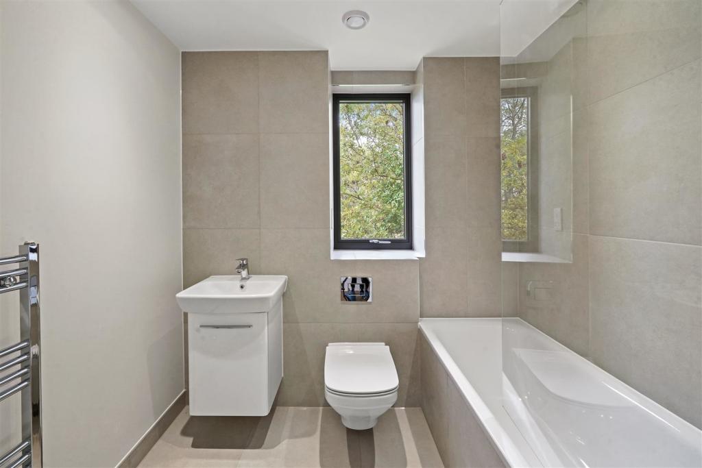 Flat 9, 1 Bridgehill Close, Alperton - Xp8WLvvrmnx