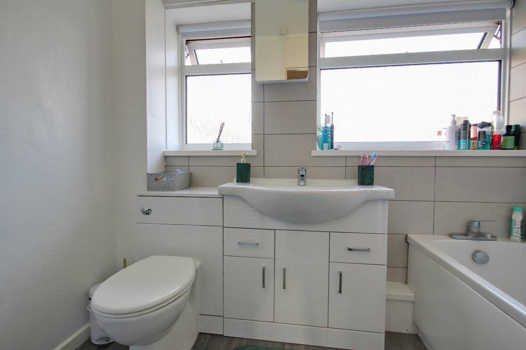 Modern Bathroom