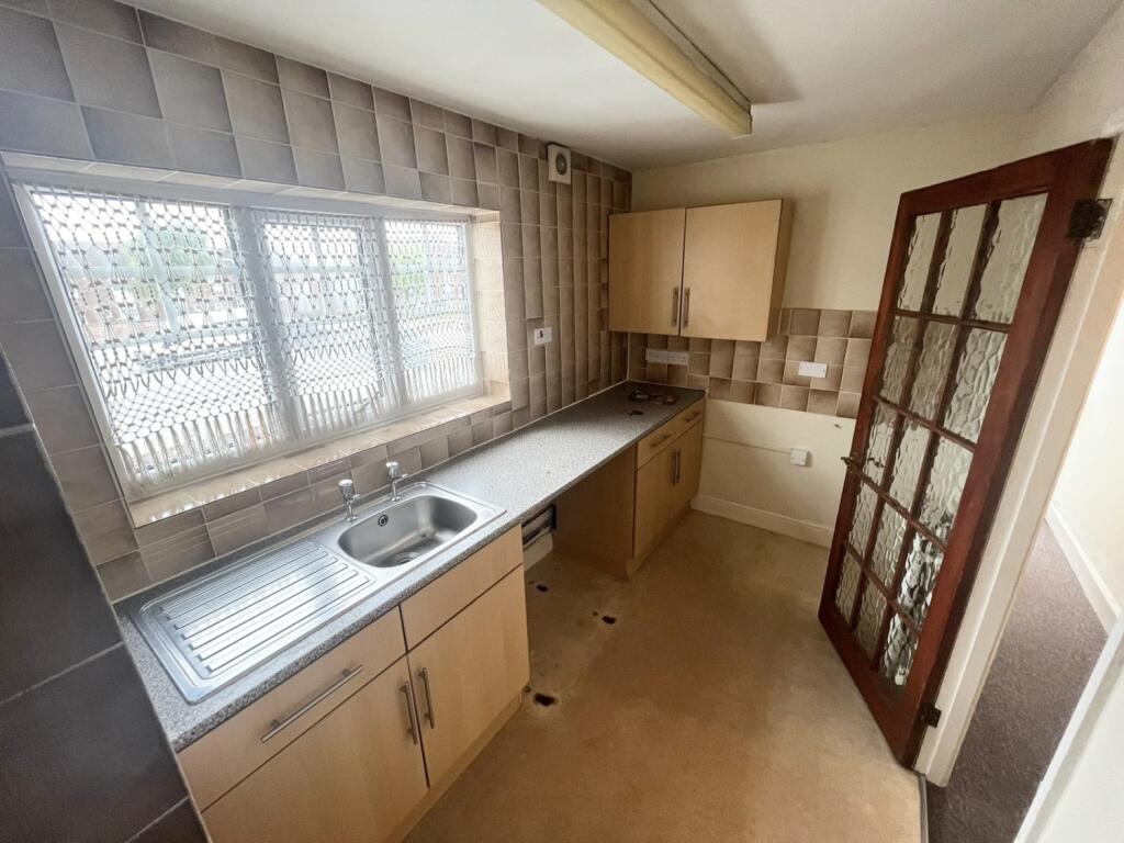 bb8222db-db8f-473b-b18e-6e799be368b0