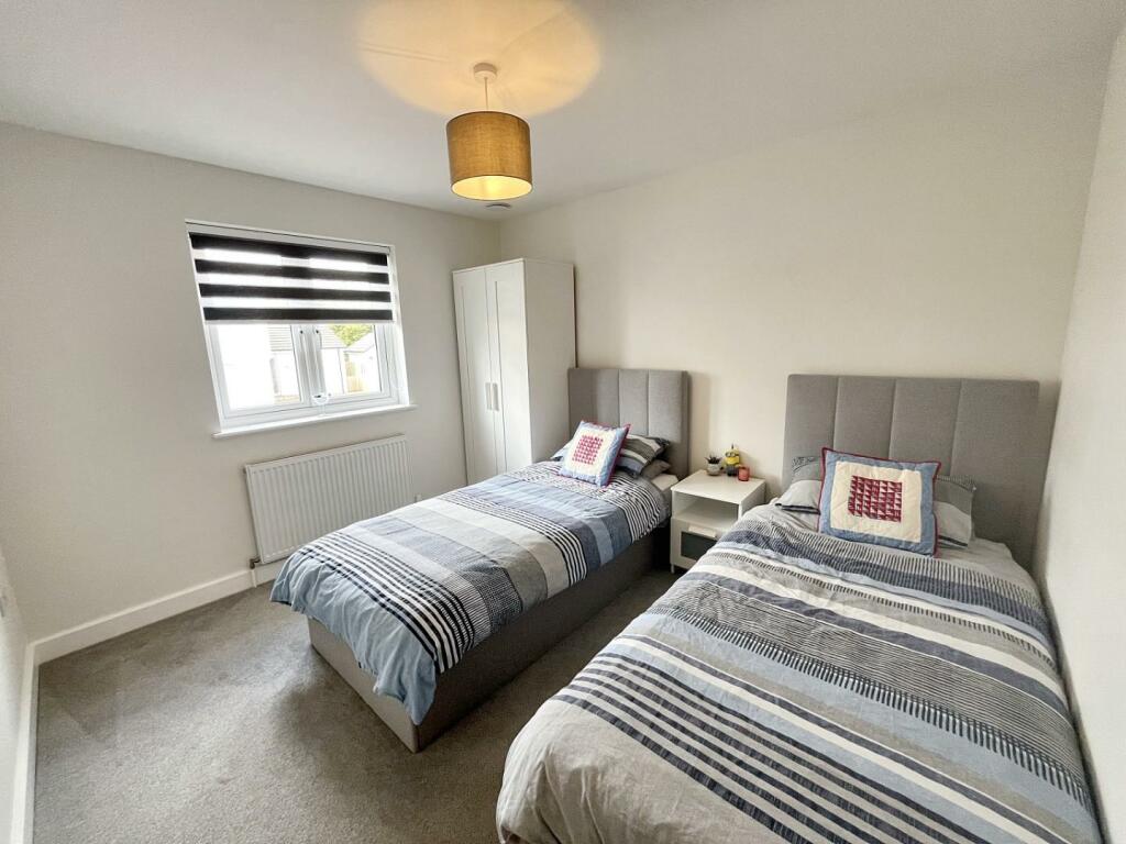 Bedroom 4.jpg