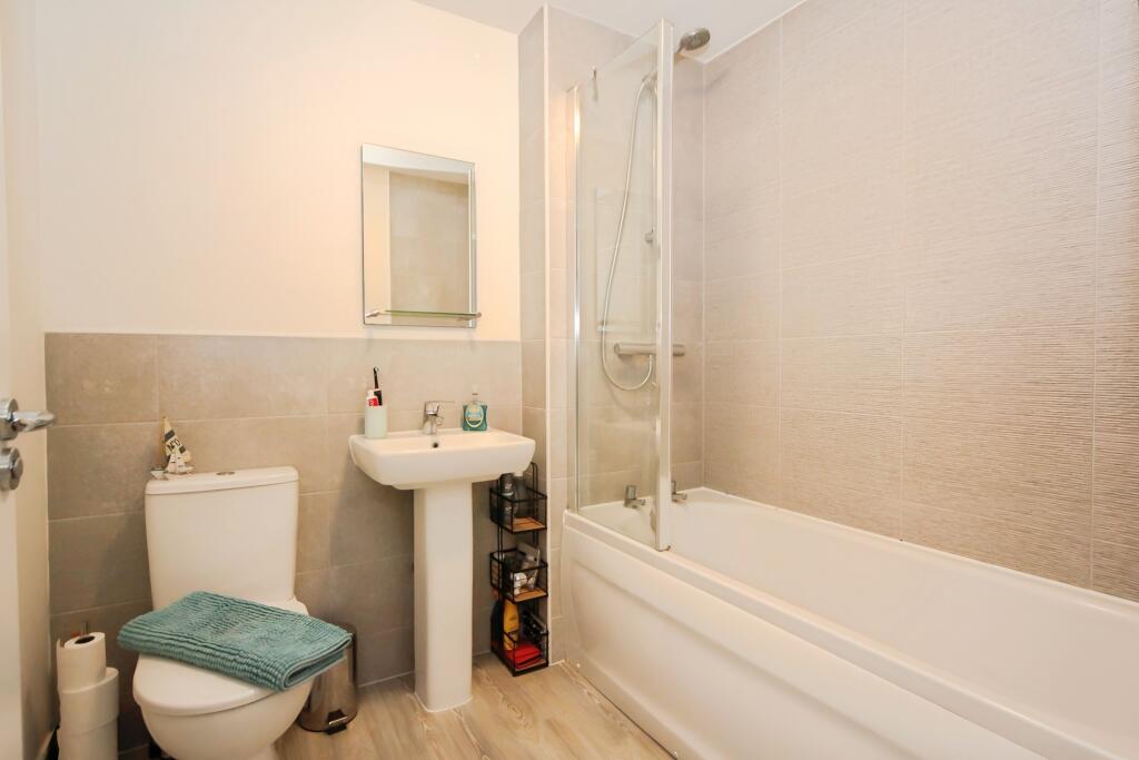 Family bathroom