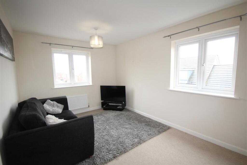 sitting room.JPG