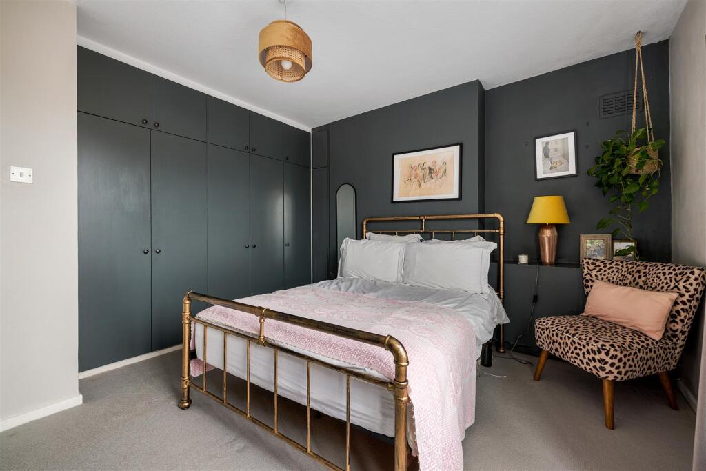 Epping House, E5