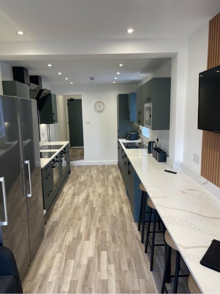 Kitchen diner