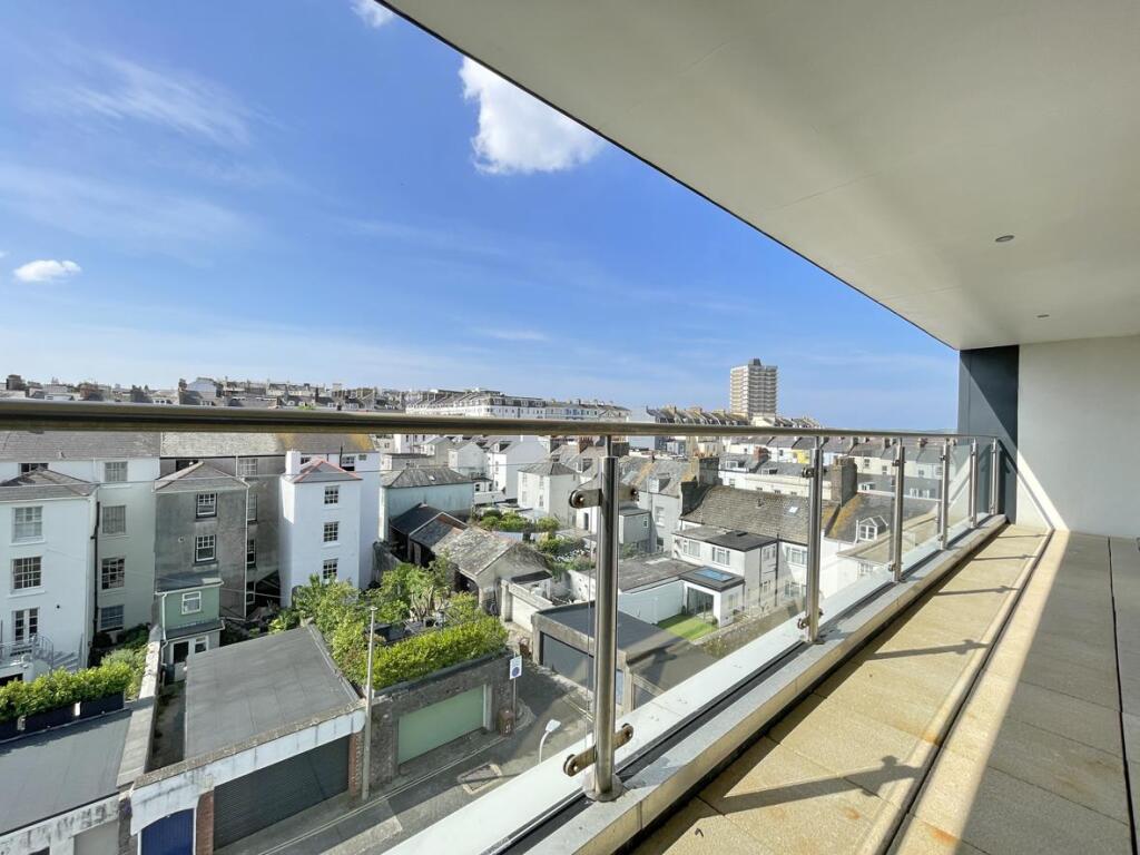 Peirson House 63 - Balcony 2.jpg