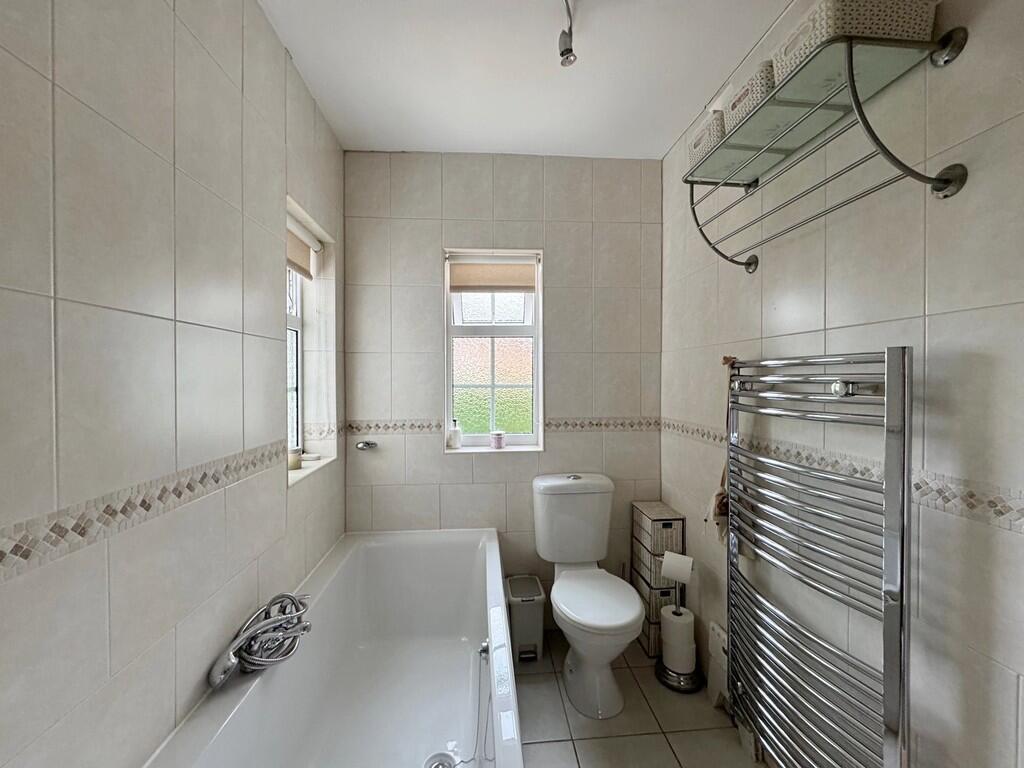 Ensuite Bathroom